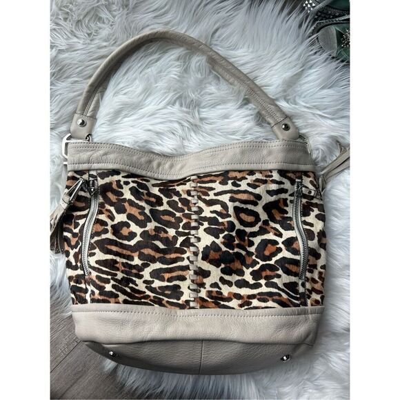 B Makowsky ANDREA Haircalf & Glove Leather Bucket Hobo w/ Fringe ~Stone - Picture 1 of 7